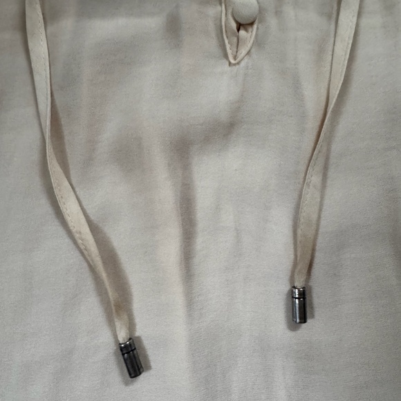 Free People Ruffle Me Up Sleeveless Front Tie Blouse Ivory Size Medium Casual - Picture 7 of 10